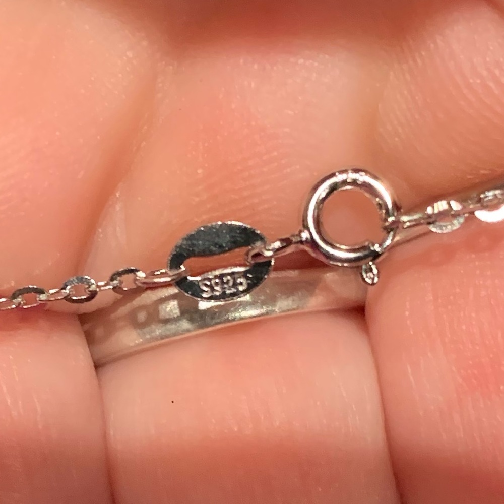 Sold‼️Beautiful 1ct pear shaped Moissanite necklace - Picture 3 of 6